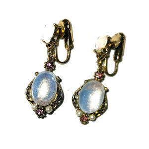 ART, Dangles,  Clip earrings,  Iridescent cabochon, Pink rhinestones, Pearls